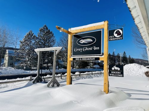 Bed & Breakfast Hotel Lodging In West Dover, VT | Gray Ghost Inn
