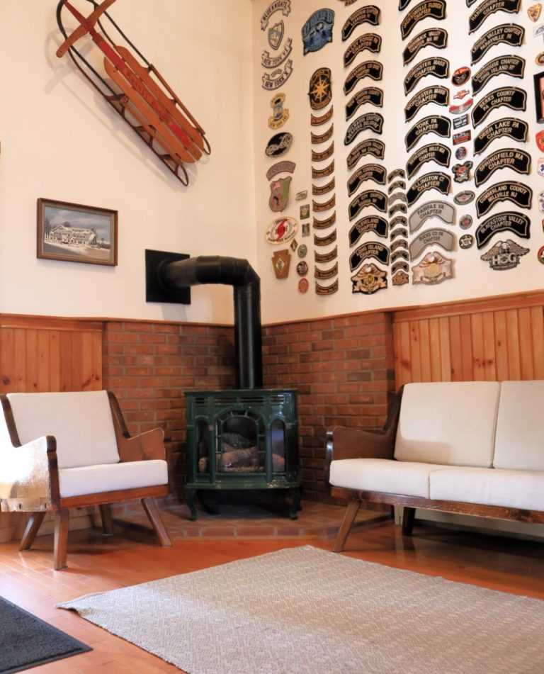 Gray Ghost Inn Photo Gallery - Gray Ghost Inn